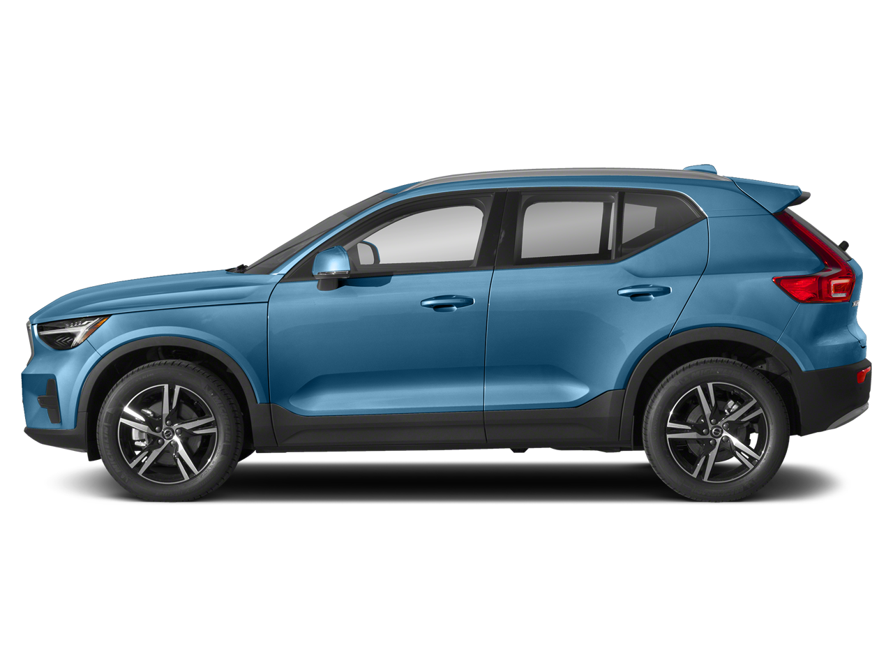 2023 Volvo XC40 B5 Plus Bright Theme