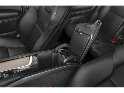 2023 Volvo XC90 B5 Core