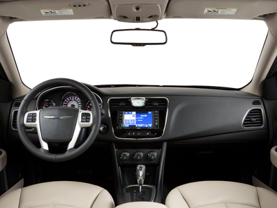 2012 Chrysler 200 Touring