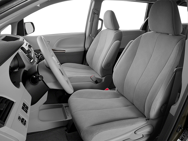 2014 Toyota Sienna XLE 8 Passenger