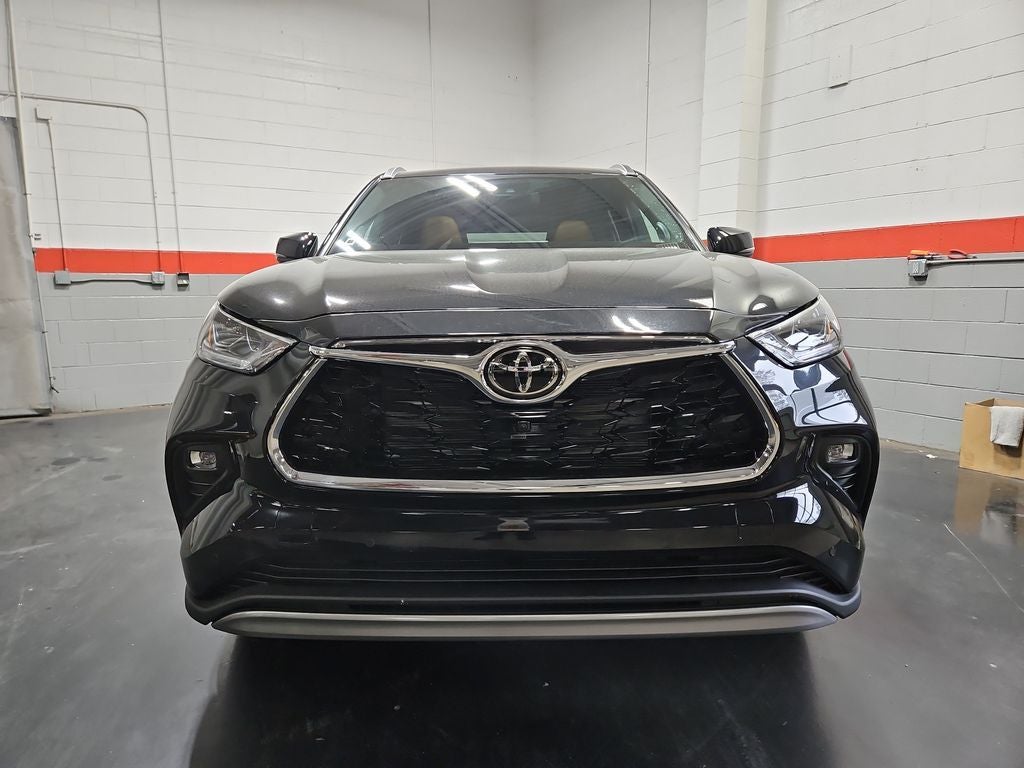 2026 Toyota Highlander Hybrid Hybrid Platinum