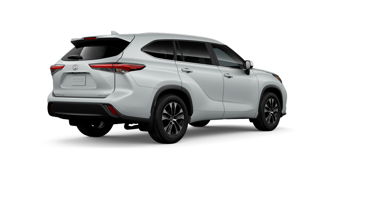 2026 Toyota Highlander XLE