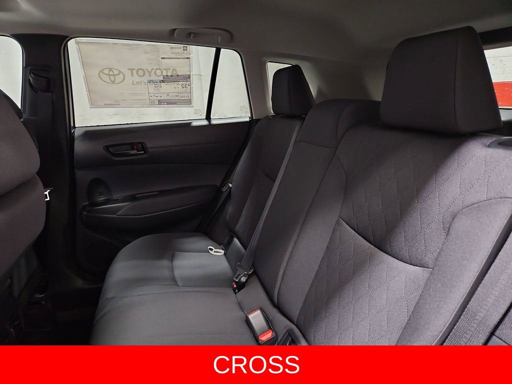 2026 Toyota Corolla Cross LE