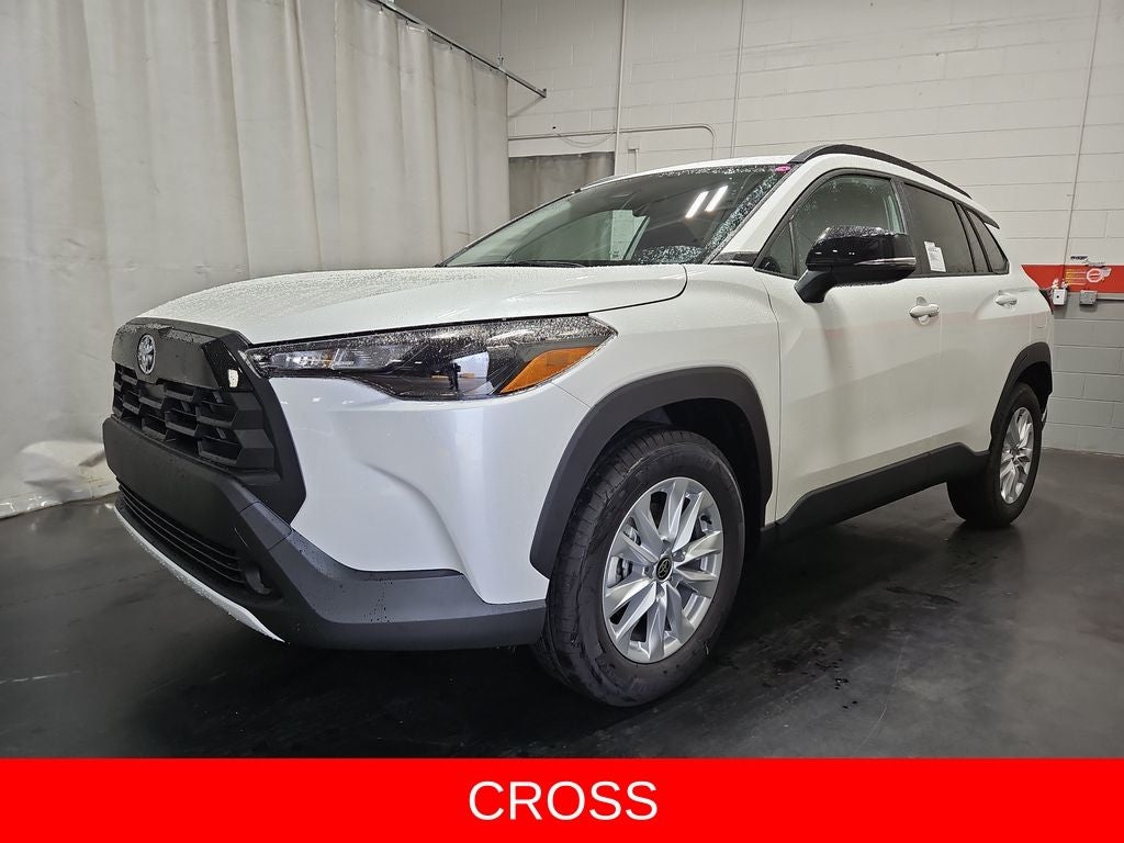 2026 Toyota Corolla Cross LE