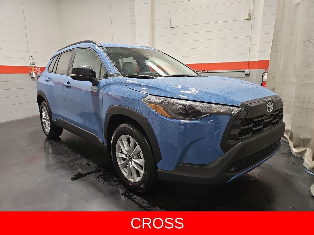 2026 Toyota Corolla Cross LE