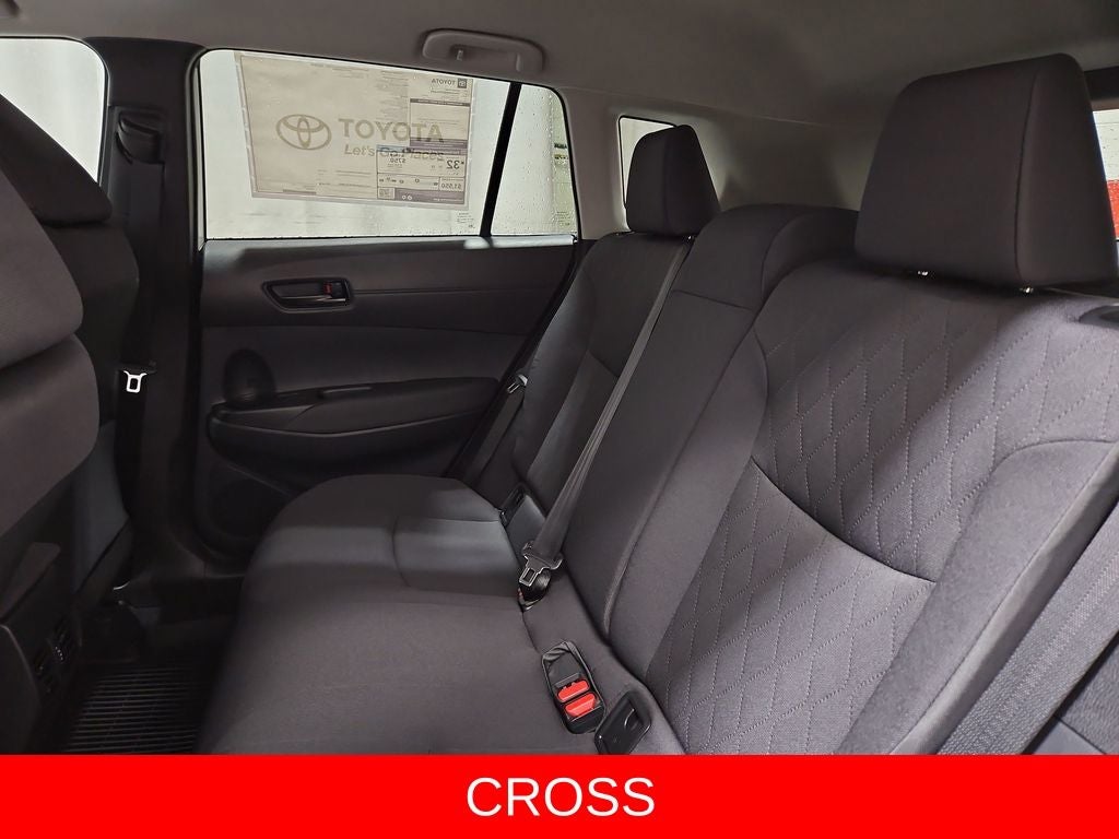 2026 Toyota Corolla Cross LE