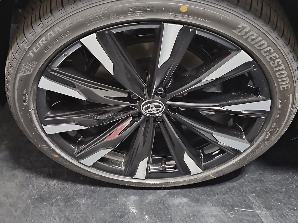 2026 Toyota Toyota Crown Platinum