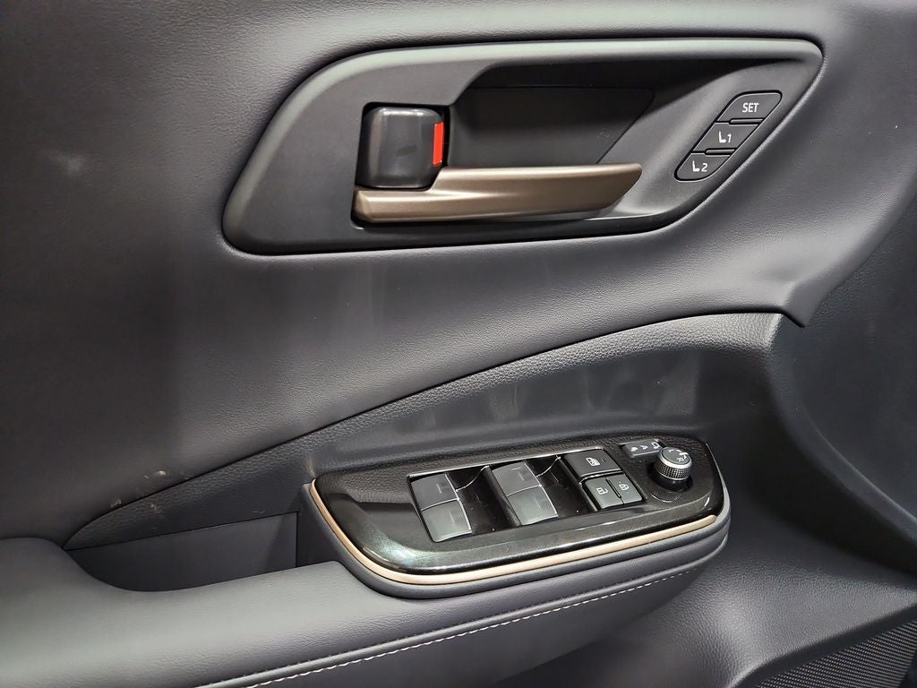 2026 Toyota Toyota Crown Platinum