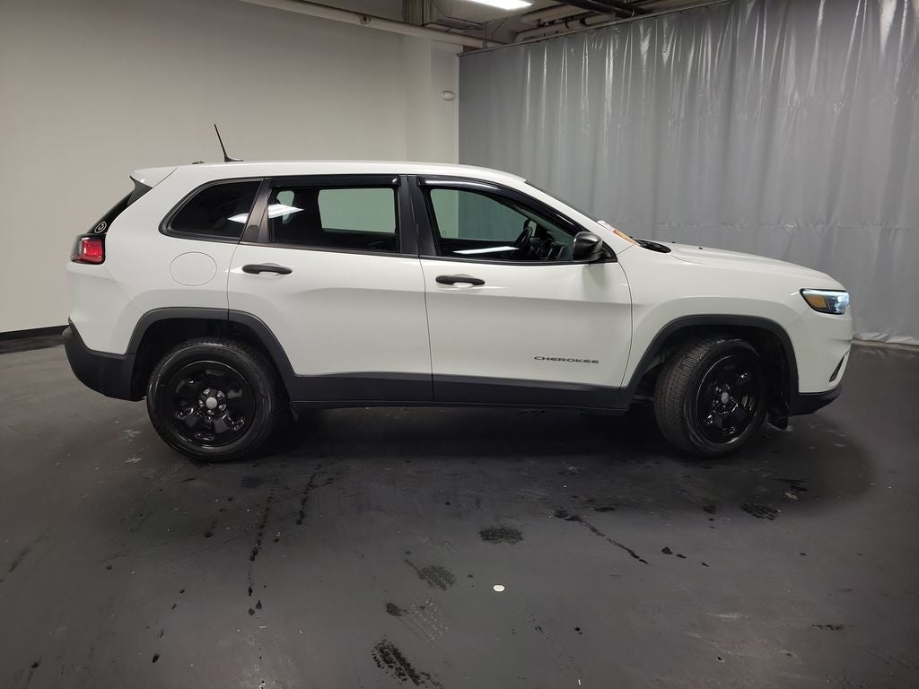 2019 Jeep Cherokee Sport