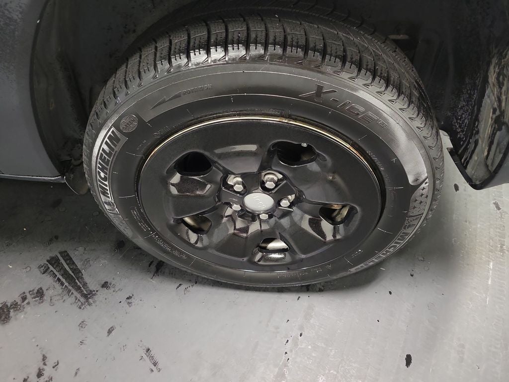 2019 Jeep Cherokee Sport