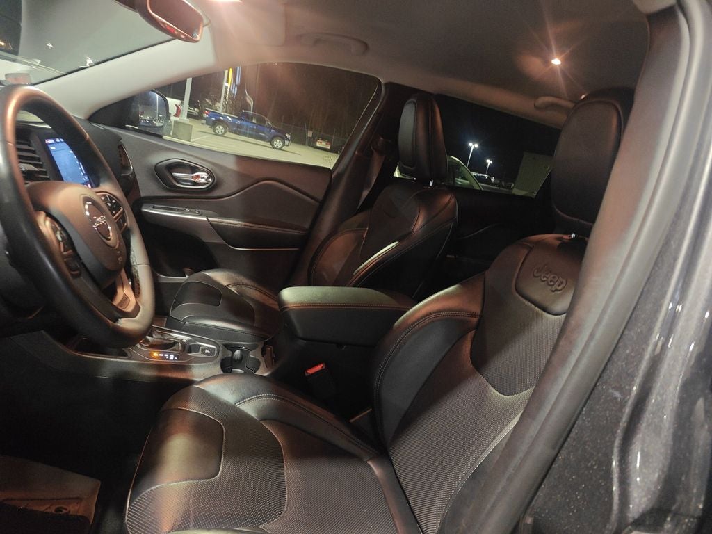 2022 Jeep Cherokee Latitude Lux