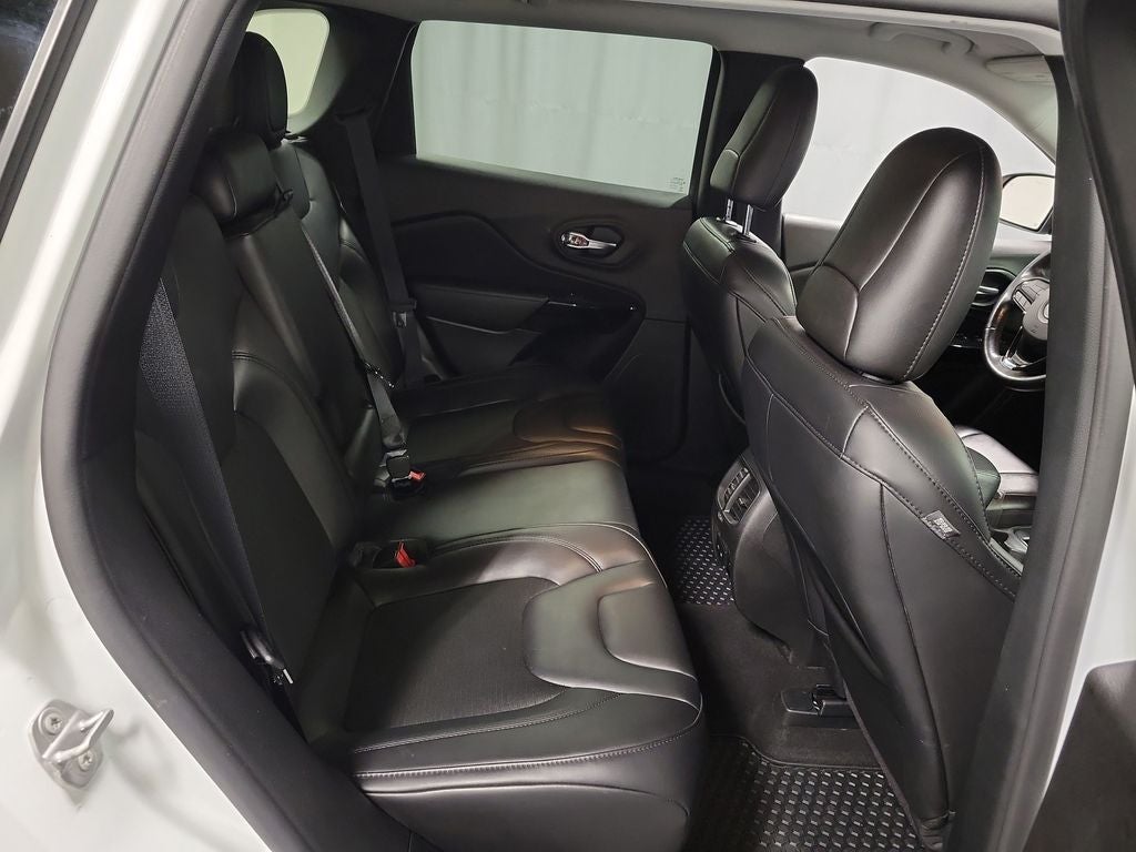 2020 Jeep Cherokee Altitude