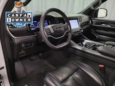 2023 Jeep Wagoneer L Base