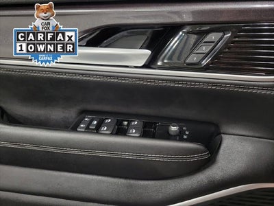 2023 Jeep Wagoneer L Base