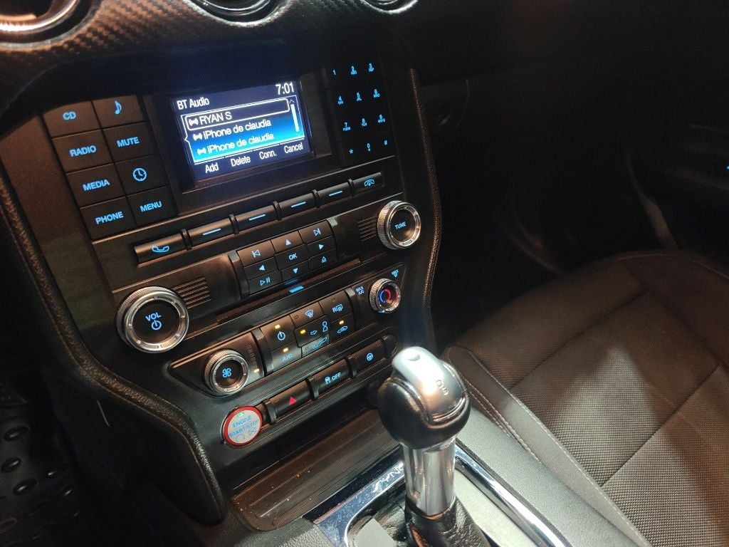 2017 Ford Mustang V6