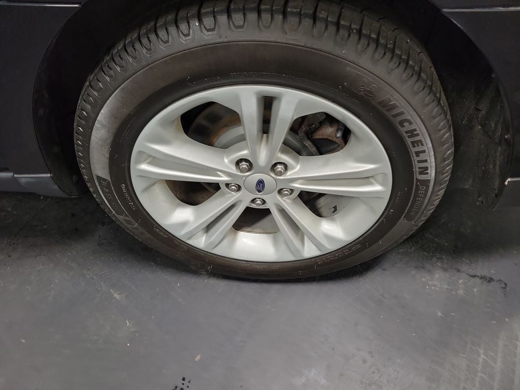 2018 Ford Taurus SEL