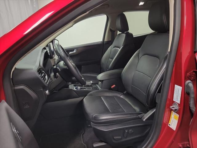 2020 Ford Escape Hybrid Titanium