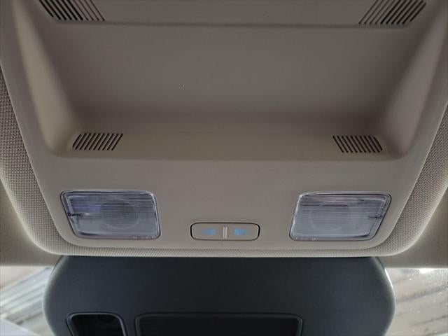 2020 Ford Escape Hybrid Titanium