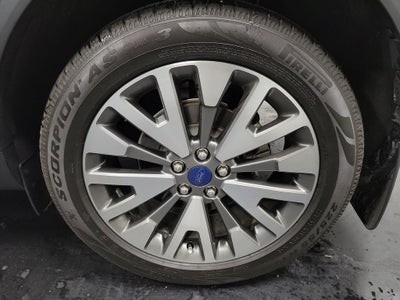 2022 Ford Escape Titanium Hybrid