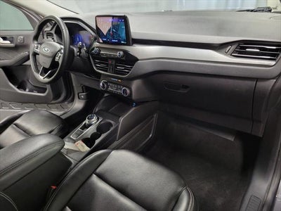 2022 Ford Escape Hybrid Titanium
