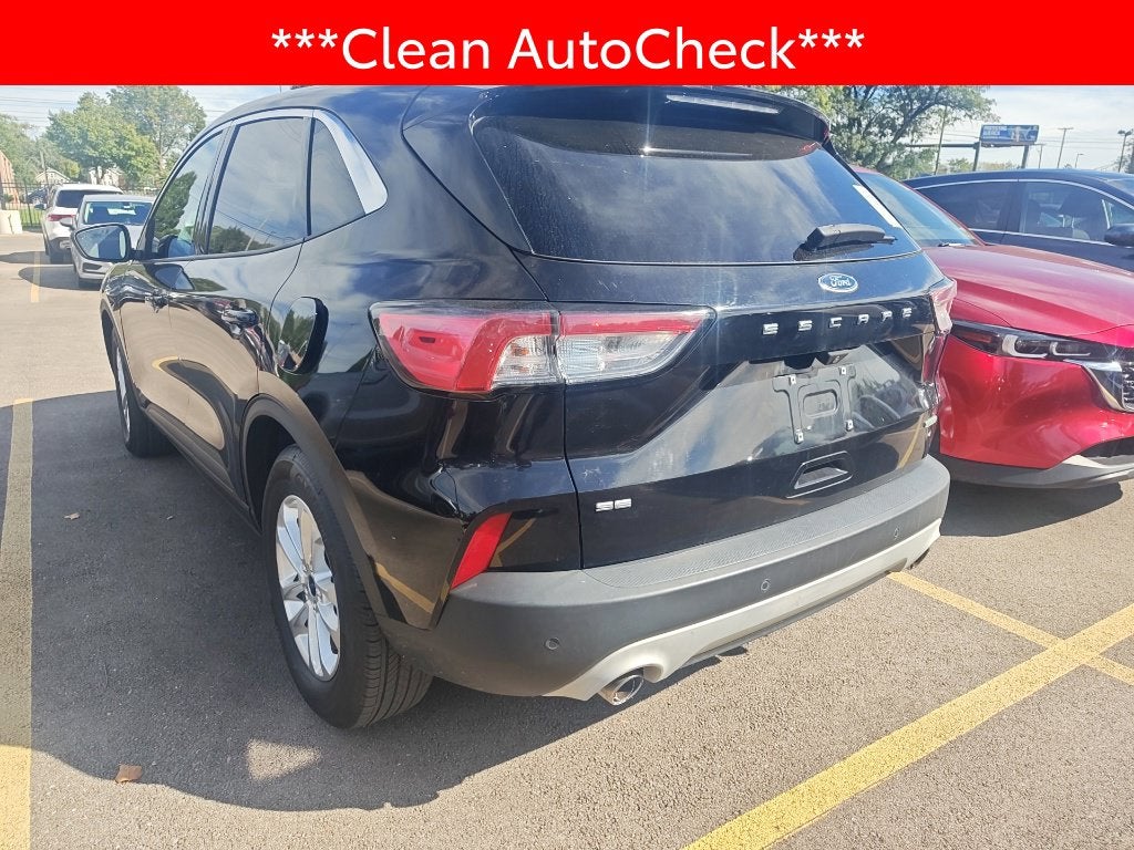 2020 Ford Escape SE