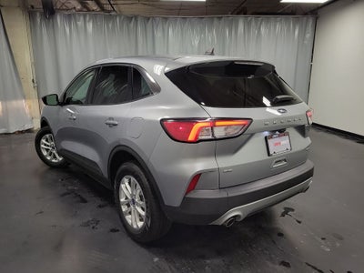 2022 Ford Escape Hybrid SE