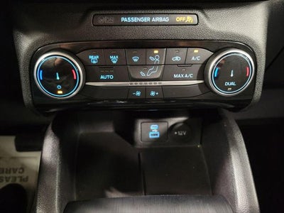 2022 Ford Escape Hybrid SE