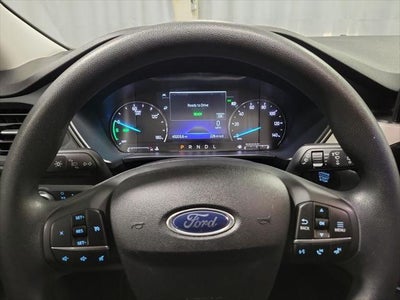 2022 Ford Escape Hybrid SE