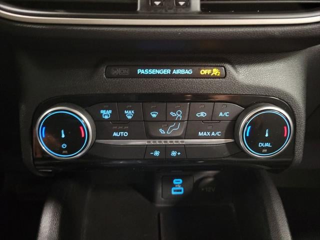 2022 Ford Escape Hybrid SE