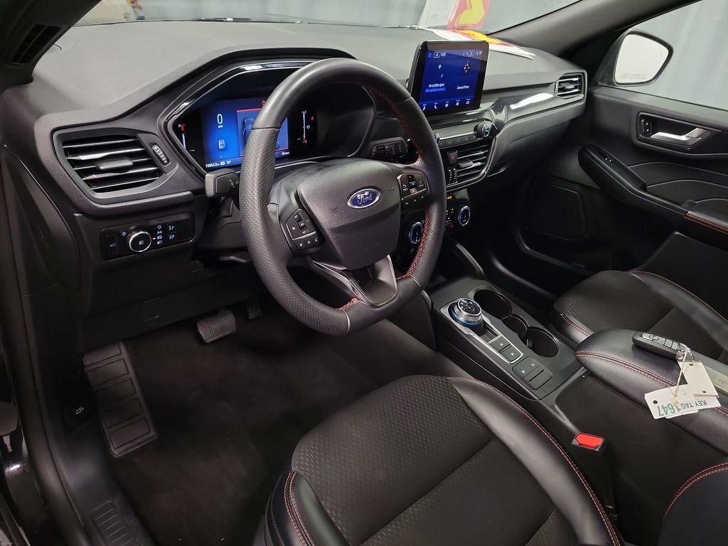 2025 Ford Escape ST-Line Select