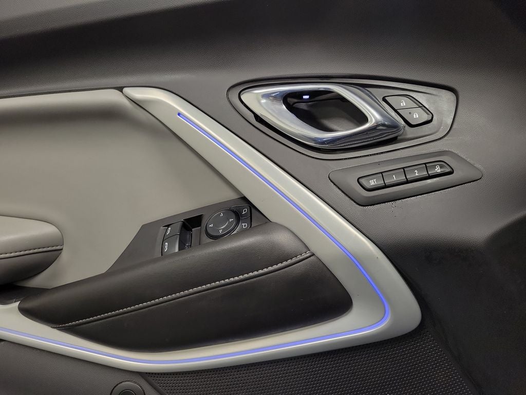 2016 Chevrolet Camaro 2LT 2LT