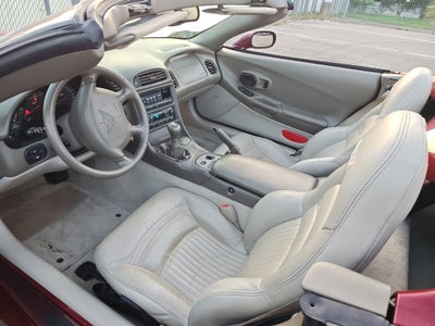 2003 Chevrolet Corvette Base