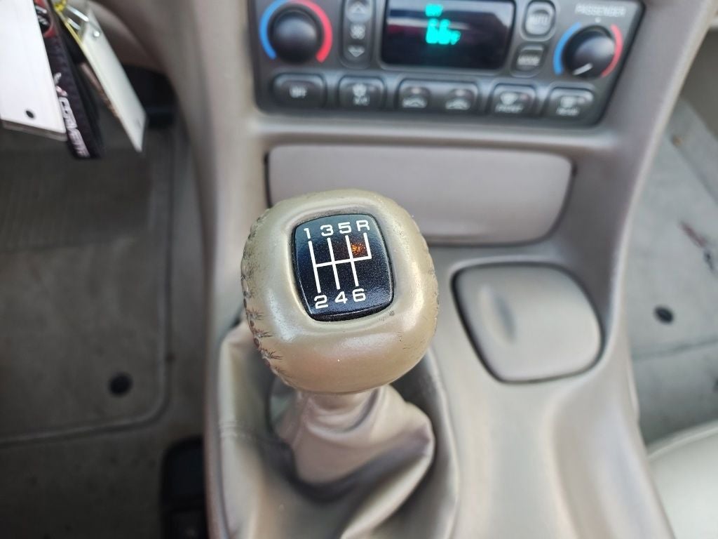 2003 Chevrolet Corvette Base