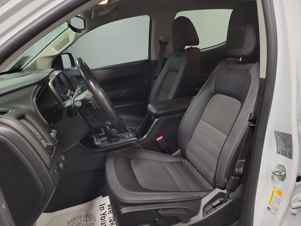 2022 GMC Canyon AT4 w/Cloth