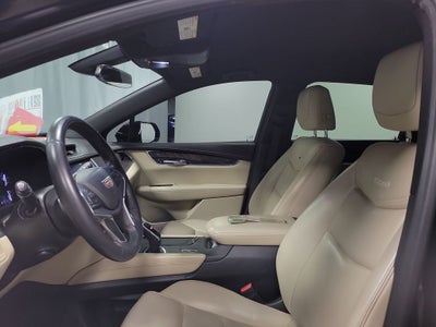 2017 Cadillac XT5 Base
