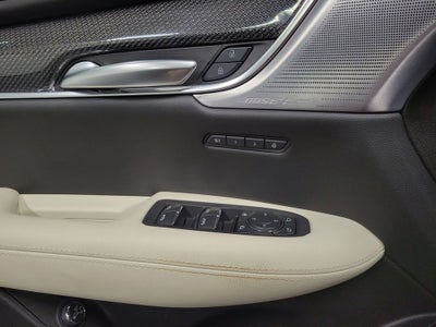 2023 Cadillac XT5 Sport