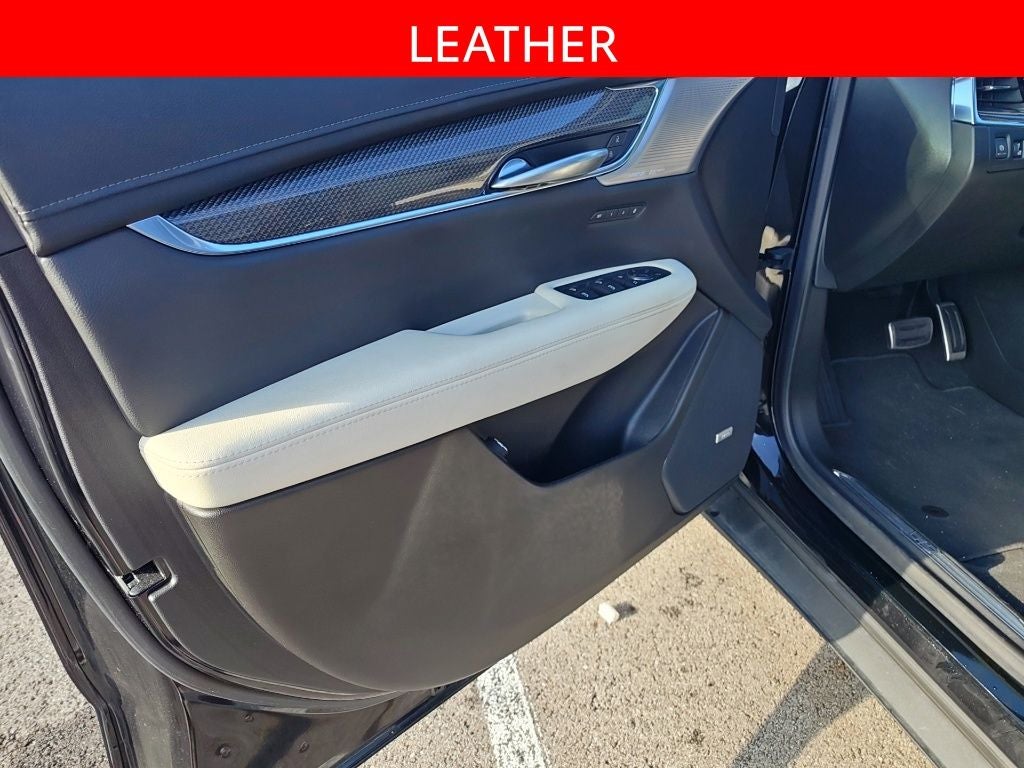 2023 Cadillac XT5 Sport
