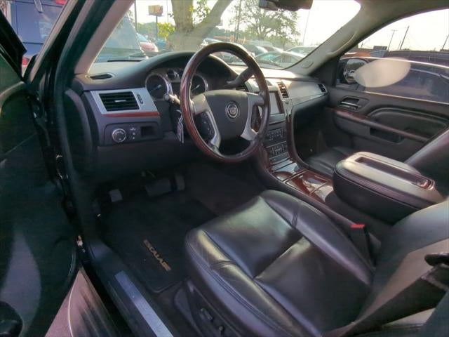 2014 Cadillac Escalade Luxury