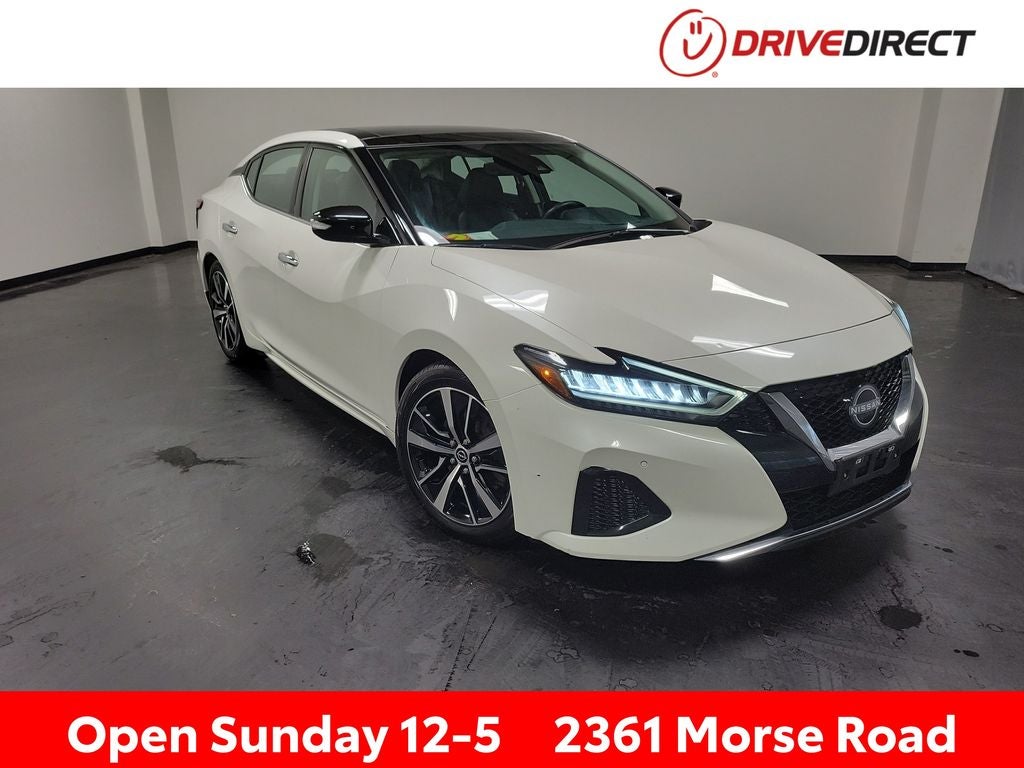 2023 Nissan Maxima SL's photo