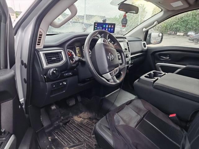 2017 Nissan Titan SV