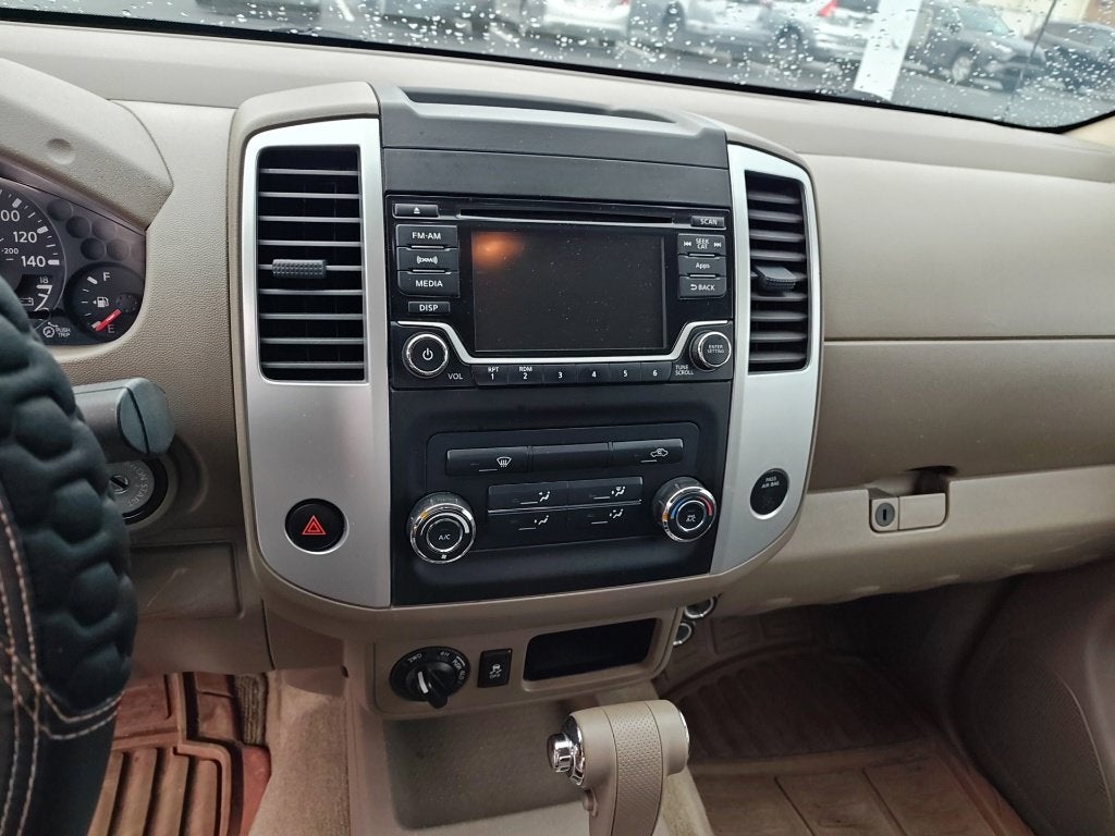2015 Nissan Frontier SV