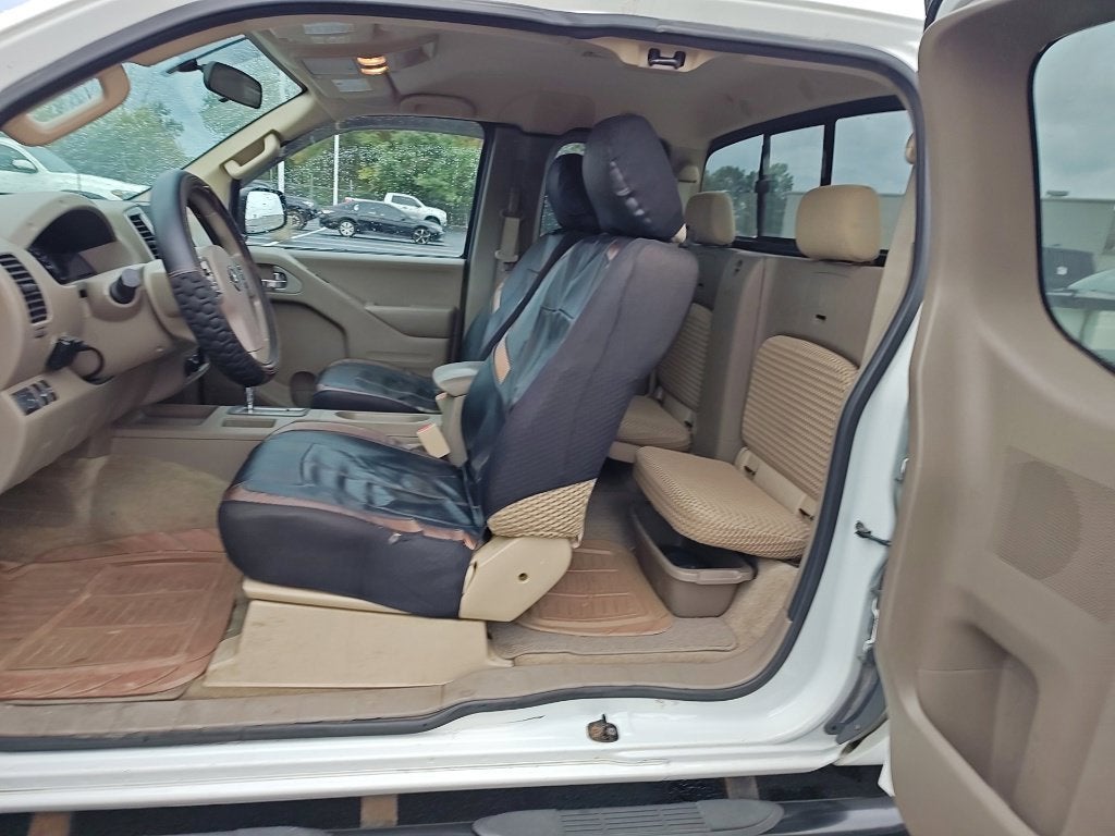 2015 Nissan Frontier SV