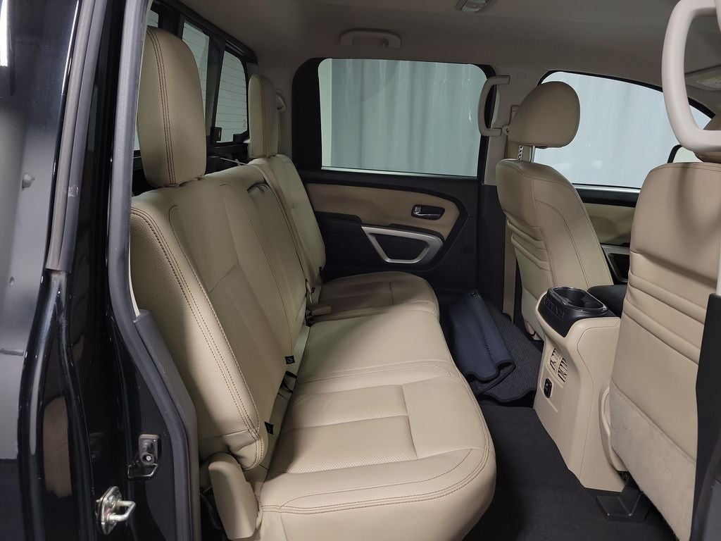 2016 Nissan Titan XD SL