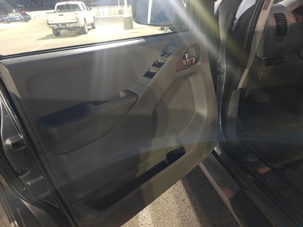 2020 Nissan Frontier SV