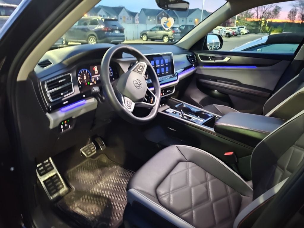 2024 Volkswagen Atlas 2.0T Peak Edition SE w/Technology