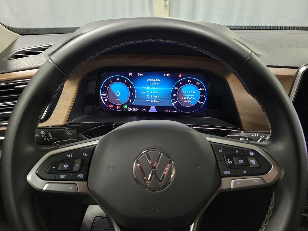 2024 Volkswagen Atlas 2.0T SE w/Technology