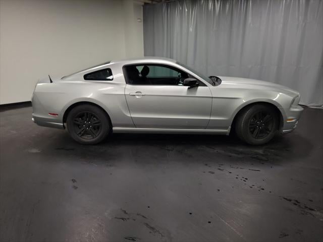 2014 Ford Mustang V6