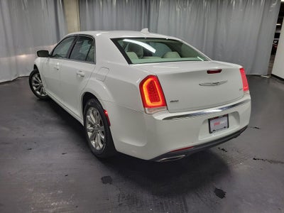 2015 Chrysler 300 Limited