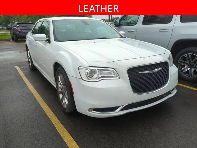 2015 Chrysler 300 Limited