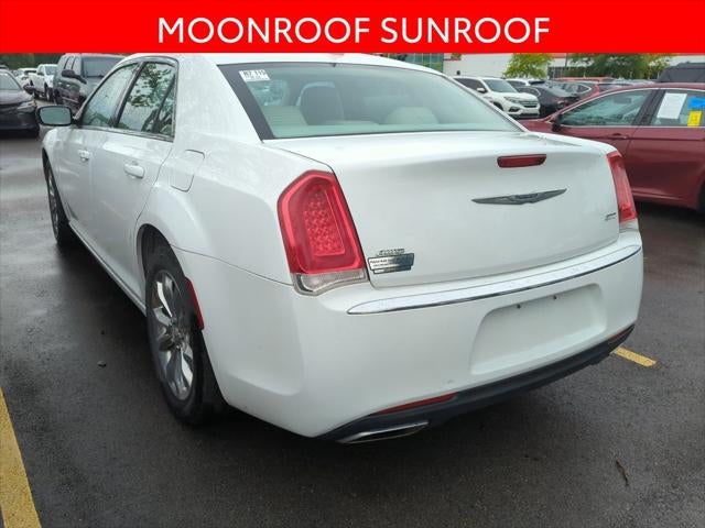 2015 Chrysler 300 Limited